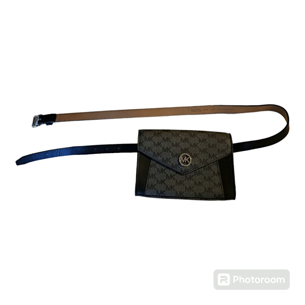 Michael Kors Waist Bag Size L/XL